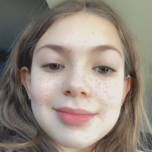 Meet your Posher, Michaela